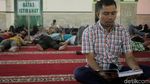 Potret Ramainya Masjid Al Mamur Tanah Abang di Hari Pertama Puasa