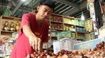 Laris Manis Bisnis Kurma di Bulan Suci Ramadhan