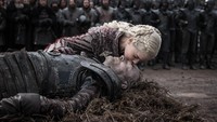Daenerys jadi salah satu yang kehilangan banyak hal di episode ini. Dok. Helen Sloan/HBO