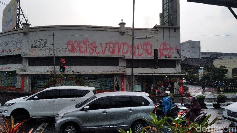 Anarki dan Imajinasi Anarki dan Imajinasi