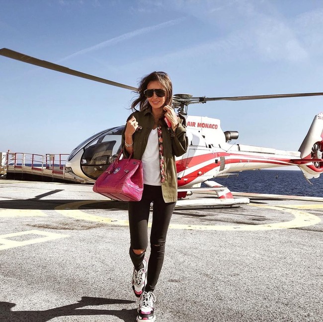 Veronika juga meluncurkan lini salon kuku sendiri yang disebut Orchid Nails Foto: Instagram @veronikaorchid