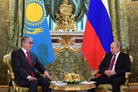 Kazakhstan Ketahuan Photoshop Wajah Presidennya Agar Tampak Awet Muda