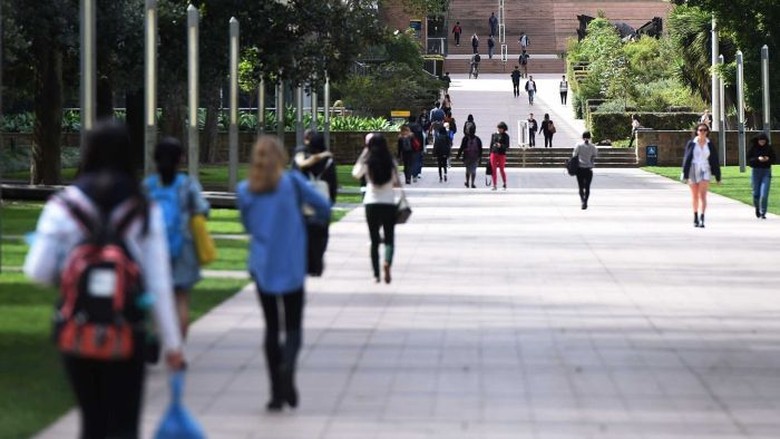 Universitas Australia Mulai Abaikan Kemampuan Bahasa Inggris Mahasiswa Asing Universitas Australia Mulai Abaikan Kemampuan Bahasa Inggris Mahasiswa Asing