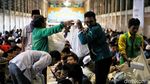 Ribuan Orang Ikut Buka Puasa Bersama di Masjid Istiqlal