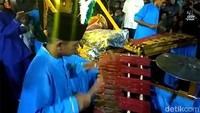 Arakan sahur yang kini menjadi tradisi wisata religi itu telah dilakukan turun temurun oleh masyarakat Kuala Tungkal.