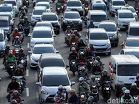 Mobil Tua Dibatasi di Jakarta Demi Tekan Polusi