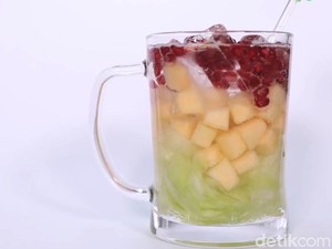 Menu Harian Ramadhan ke-4 : Buka Puasa dengan Es Buah Serut yang Segar
