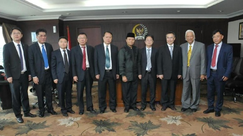 HNW Terima Parlemen Tiongkok, Bahas Investasi hingga Diplomatik HNW Terima Parlemen Tiongkok, Bahas Investasi hingga Diplomatik