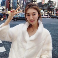 Tidak diketahui secara pasti penyebab perceraian Katherine dan Wu. Menurut pemberitaan, setelah menikah, aktris 27 tahun tersebut tak lagi aktif di industri film maupun pertelevisian. Foto: Instagram/@katherine_hoyk