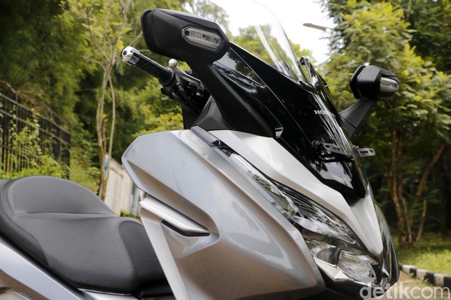 Honda Forza, Skutik 250 cc Hampir Rp 80 Juta, Worth It?