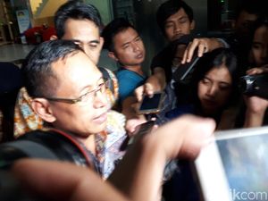 Usai Diperiksa, Plt Dirut PLN Ngaku Tak Ikut Sofyan Bahas PLTU Riau-1