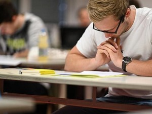 Siswa Sekolah Menengah di Jerman Keluhkan Ujian Matematika Terlalu Sulit