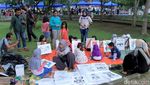 Asyiknya Anak-anak SD Ngabuburit dengan Melukis
