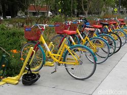 Ngabuburit di Markasnya Mbah Google