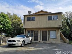 Ngabuburit di Markasnya Mbah Google