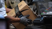 Raksasa Toko Online Akan Ganti 600.000 Karyawan dengan Robot Raksasa Toko Online Akan Ganti 600.000 Karyawan dengan Robot