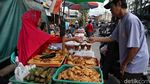 Serunya Berburu Takjil di Sungai Bambu Jakut