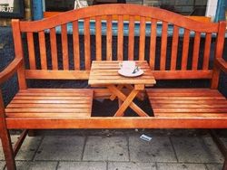 Kumpulan Desain Benda Nyeleneh yang Tetap Punya Manfaat