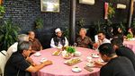 Saat Ustaz Adi Hidayat Bertemu Prabowo hingga Makan Bareng Ustaz Abdul Somad