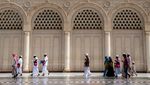 Mengunjungi Makam Nabi Muhammad dan Taman Surga di Masjid Nabawi