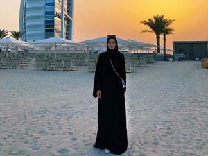Pakai Hijab, Atlet Voli Cantik yang Viral Saat Asian Games Memesona Netizen