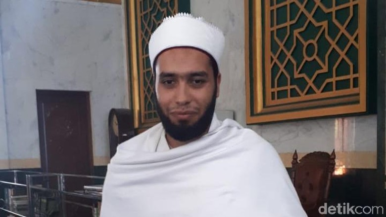 Mengenal Syekh Ahmed dari Mesir, Imam Tarawih Masjid Raya Pekanbaru Mengenal Syekh Ahmed dari Mesir, Imam Tarawih Masjid Raya Pekanbaru