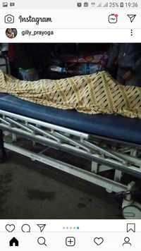 Cerita Yuni, Sopir Taksi Online yang Bawa Jenazah di Garut