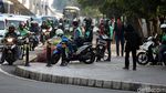Tahu Nggak, Ada Shelter Ojek Online Lho di Bekasi