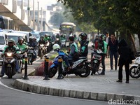 Kemenhub Serahkan Rencana Larangan Diskon Ojol ke KPPU