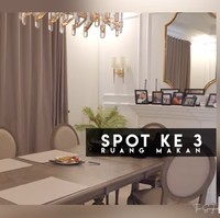 Menurut Shireen, pembangunan rumah dilakukan cukup lama karena terkendala biaya. Keduanya mengumpulkan uang dan membangunnya secara perlahan hingga selesai. Semangat untuk yang bangun rumah. Pelan-pelan saja sesuai kebutuhan. Pernah beberapa bulan nggak cukup uangnya, ya udah berhenti aja, kata Shireen. Foto: Screenshot YouTube/The Sungkars Family