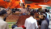 Pasar Khajoor, Karachi adalah sentra kurma Pakistan dan melayani kebutuhan seluruh negeri. Istimewa/Khurshid Ahmed/ArabNews.