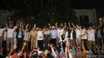 Melihat Lagi Momen Deklarasi Kemenangan Prabowo, Ada Setan Gundulnya?