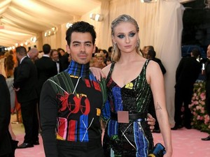 Sophie Turner-Joe Jonas akan Gelar Pesta Mewah di Prancis?