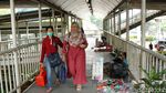 Duh,.. PKL Mulai Nakal Gelar Lapak di JPO