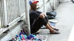 Duh,.. PKL Mulai Nakal Gelar Lapak di JPO