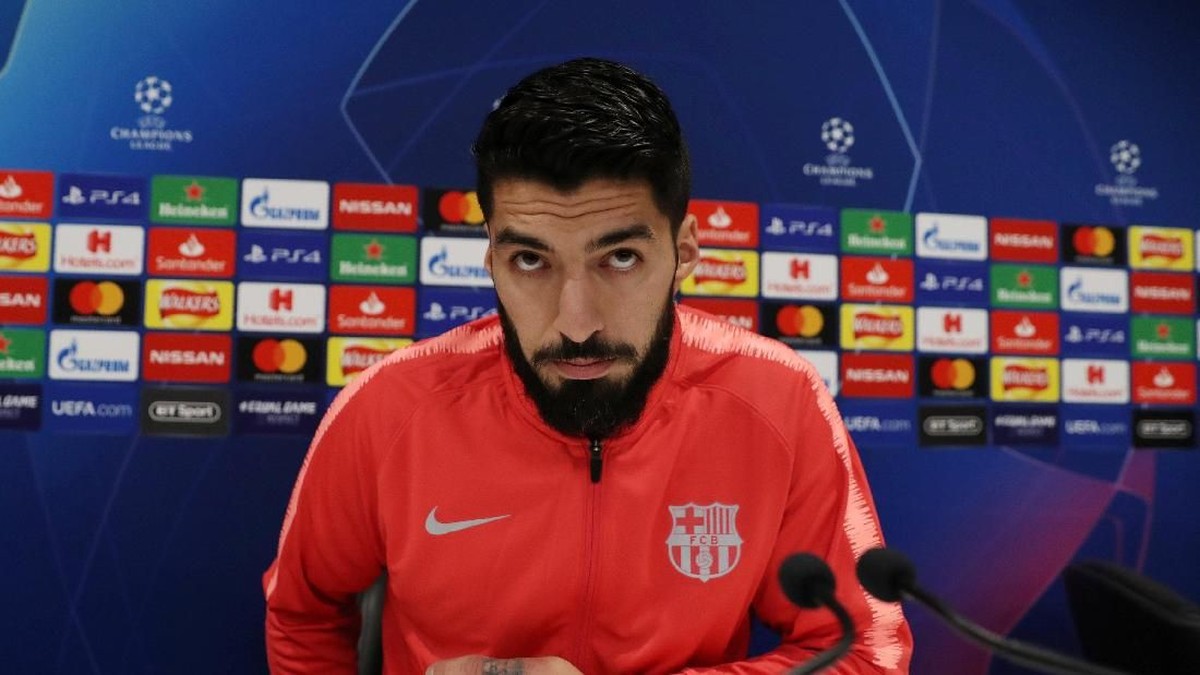 Luis Suarez bisa segera menjadi pemain Atletico Madrid. (Foto: Lee Smith/REUTERS)
