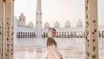 Foto: Masjid Agung Sheikh Zayed dan Artis-artis Cantik Dunia