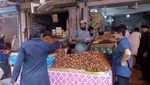 Mengintip Pasar Kurma di Pakistan saat Ramadhan