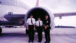 Foto: Ari Fuji, Pilot Penerbangan Komersil Wanita Pertama di Jepang