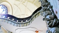 Hasil kerjanya menyusun 40.000 tulang manusia ini dapat kita saksikan langsung di Sedlec Ossuary. (iStock)