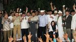 Melihat Lagi Momen Deklarasi Kemenangan Prabowo, Ada Setan Gundulnya?