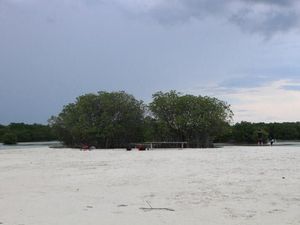 Spot Cantik untuk Menenangkan Diri di Pulau Pari