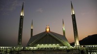Pembangunan pun dimulai pada tahun 1976 sampai 1986 dengan dana sebesar 139 juta Riyal dari Raja Arab Saudi yang bernama Faisal bin Abdul Aziz. (iStock)