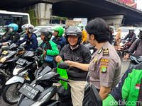 Polres Metro Jakarta Barat buka puasa bersama kaum pra-sejahtera 