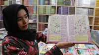 Dalam sehari dapat menjual sekitar 80 Alquran