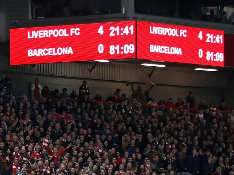 Tawa-Tangis pada Malam Spesial di Anfield