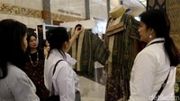 Di pameran tersebut batik ditampilkan sebagai sebuah produk yang kreatif dan inovatif tanpa harus kehilangan nilai-nilai budaya dan tradisional yang terkandung di dalamnya.