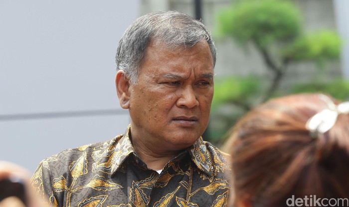 KPK memanggil Sekjen Kementerian ESDM Ego Syahrial terkait kasus dugaan suap Dirut PLN nonaktif Sofyan Basir.