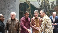 Berbagai batik yang dikenakan delegasi DK PBB saat sidang hari ini merupakan koleksi pribadi mereka masing-masing. (Foto: dok.Kemenlu)