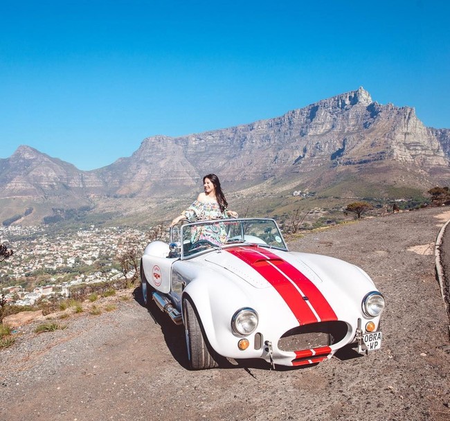 Selain ingin berbagi, donasi itu juga dipercaya bisa menjembatani dunia Barat dan Timur dalam hal seni dan fashion. Wendy sendiri cukup banyak berinvestasi dalam industri fashion, termasuk untuk brand Inggris Mary Katrantzou dan Cefinn. Foto: instagram @wendyyu_official